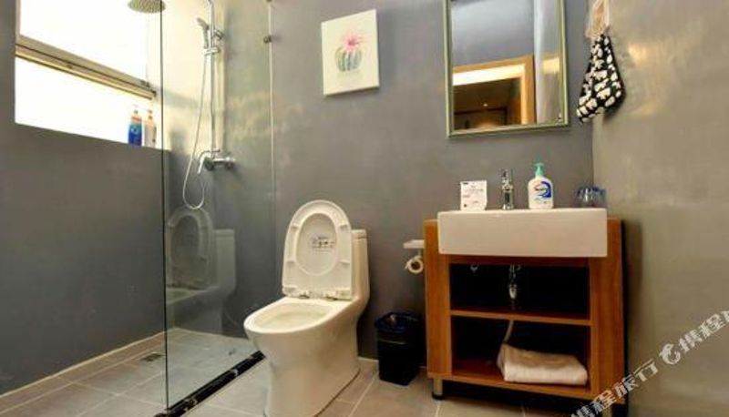 Interior view - Puyi Select Hotel (Jinan shanshishan art store)