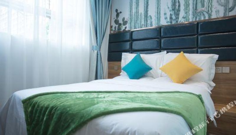 Room - Puyi Select Hotel (Jinan shanshishan art store)