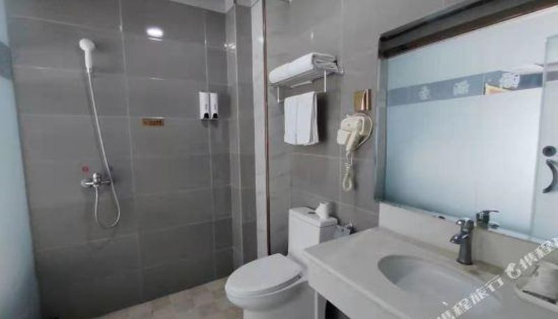 Camera business - Home Inn Huayi (Qufu Kongmiao Scenic Spot)