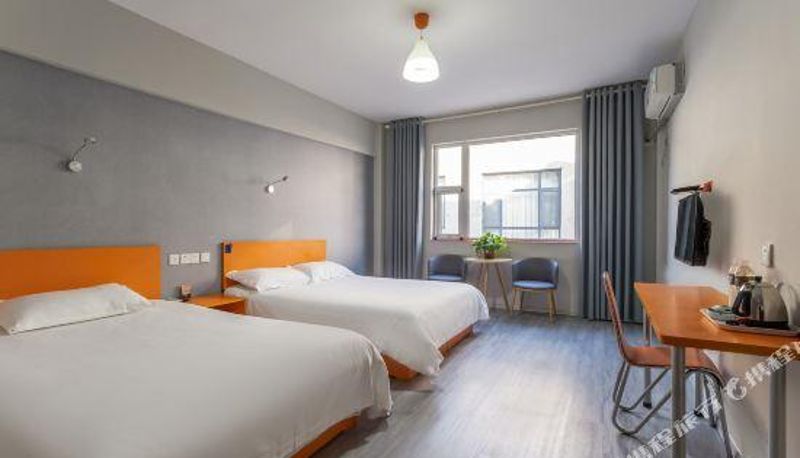 Camera per famiglia - Home Inn Hotel (Qufu Sankong Scenic Area Branch)