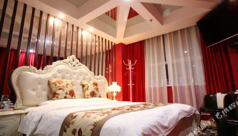 Camera - Thank U Selected Hotel (Qufu Sankong Visitor Center)