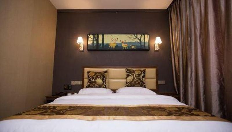 Camera - Shunjing Holiday Hotel