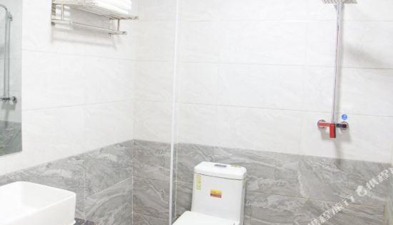 Widok wnętrza - Golmud Longpeng Business Hotel