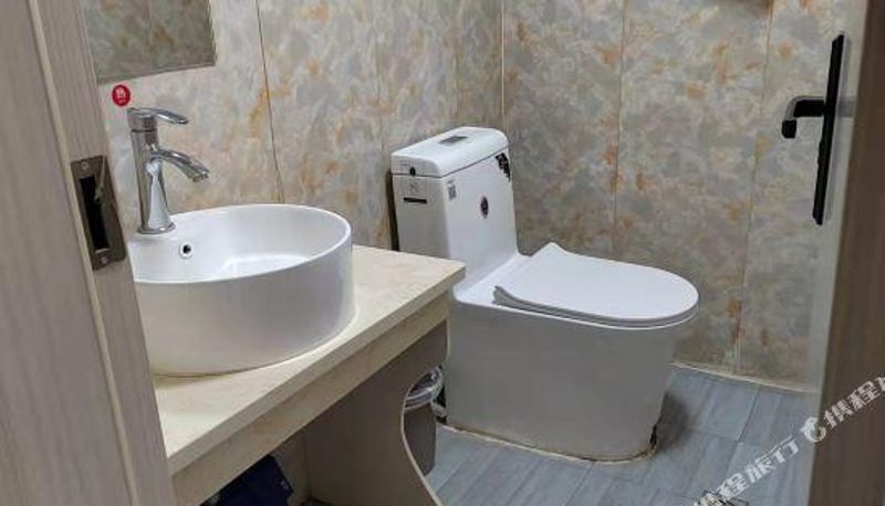 Camera - Golmud Xingye Hotel