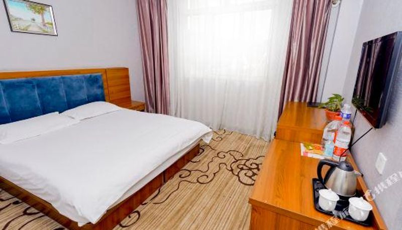 Camera business - Super 8 Hotel