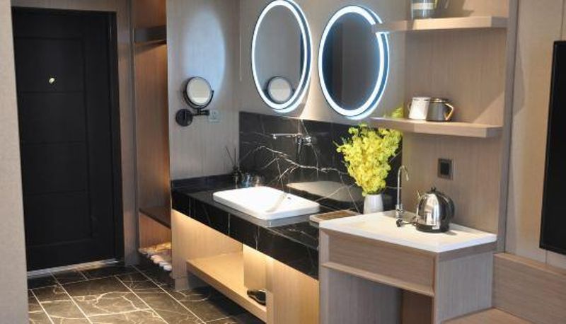 Zimmer - Yulin Light Luxury Hotel