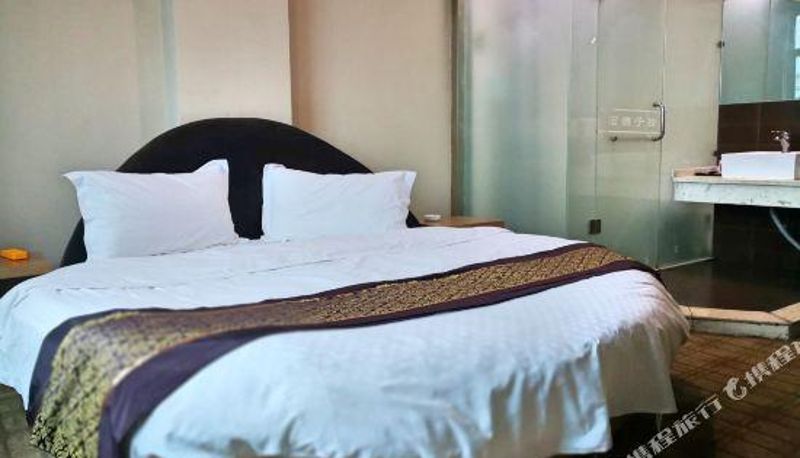 Habitación - Orange Hotel