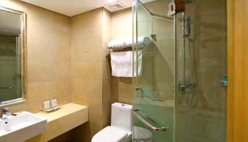 Camera - Baoji Huazhong Busniess Hotel