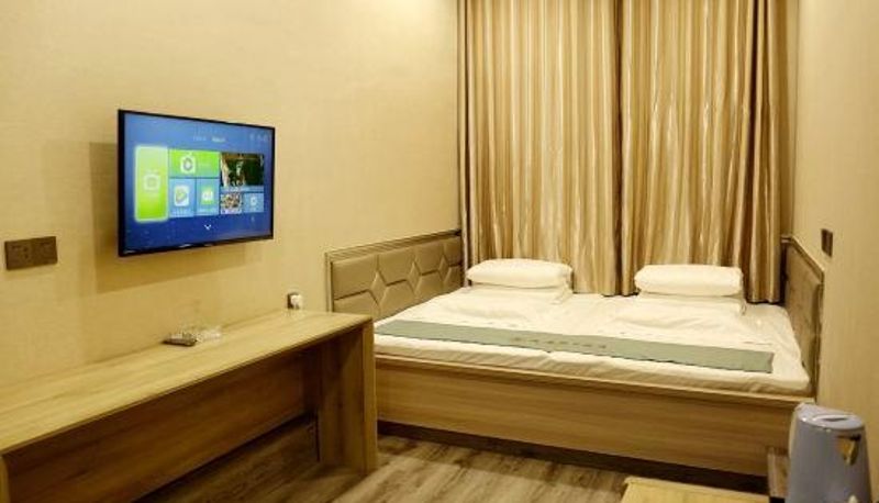 Zimmer - Yan'an Yanjing Cinema Hotel