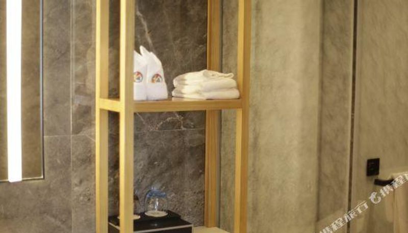 Camera business - Mingren Hotel