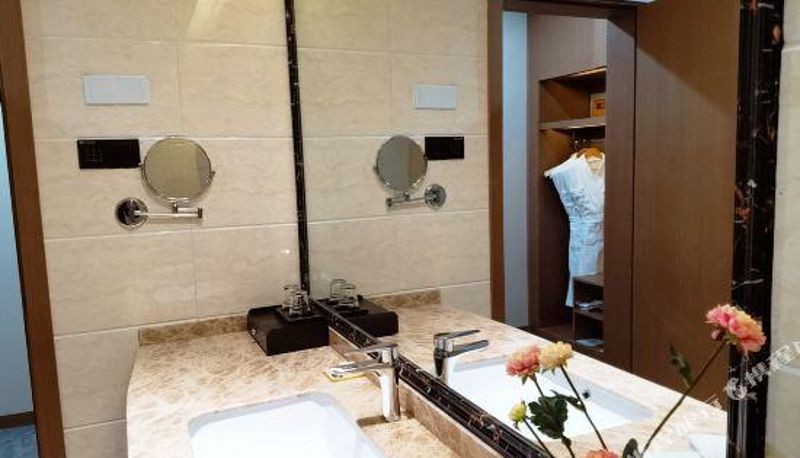 Kamer met uitzicht op de rivier - Nyingchi Impression Hotel