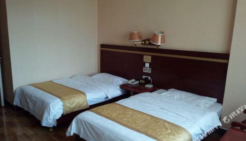 Camera business - Xiya Express Hotel