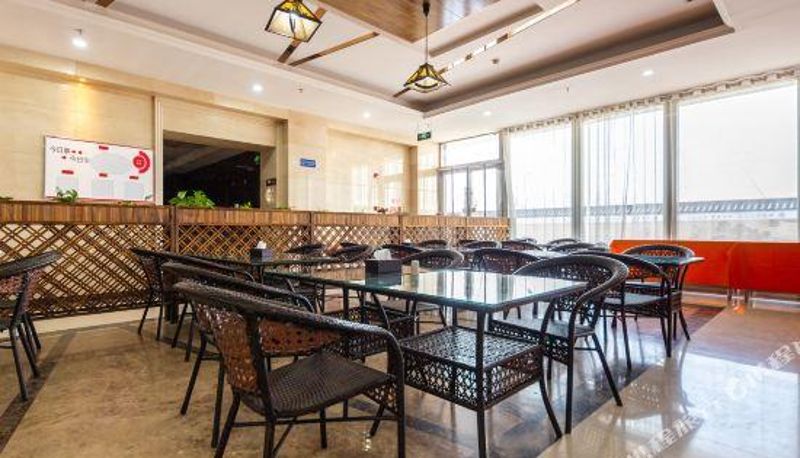 Widok wnętrza - Lanzhou Hetaiju Hotel