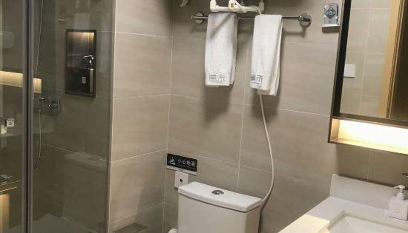 Camera - Yumi Hotel