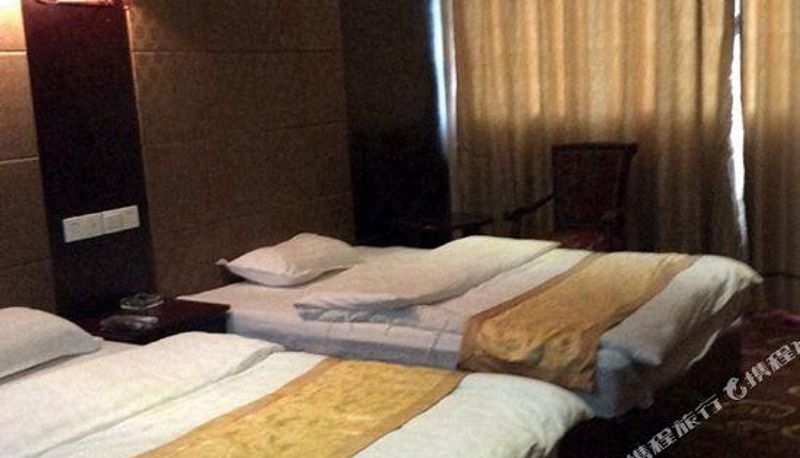 Camera business - Fengyuan Hotel Jiuzhaigou