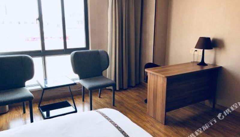 Camera - Leaf Boutique Hotel
