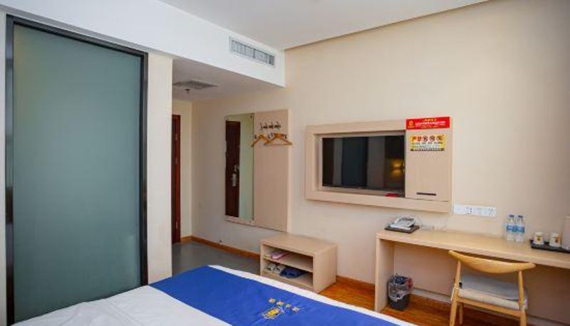Camera - Super 8 Hotel (Turpan Gaochang Grape Groove Shop)
