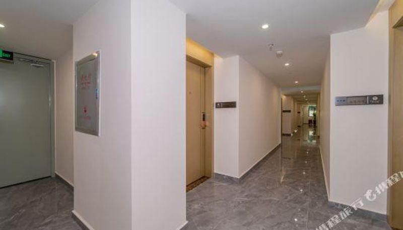 Reception - Sanya Windmill Tree Hotel (Dadonghai Branch)