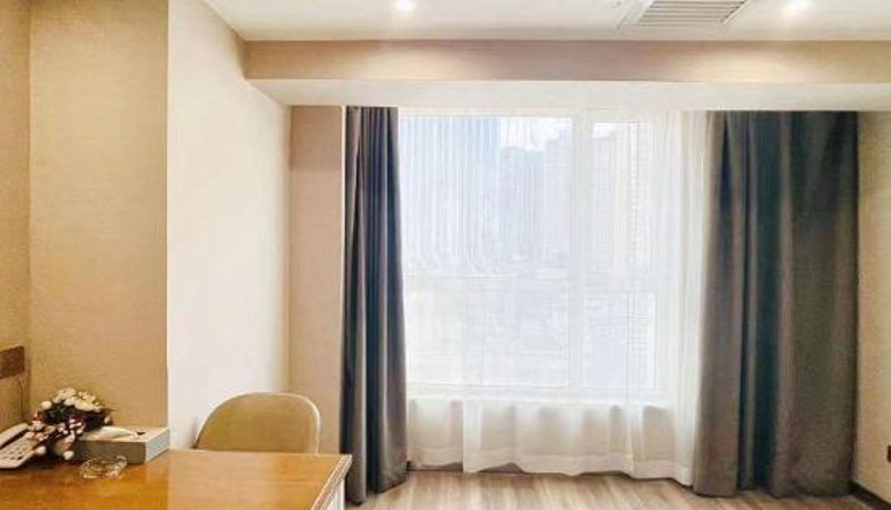 Camera - Yinglun Hotel (Jingkai Wanda Plaza High Speed Rail Station)
