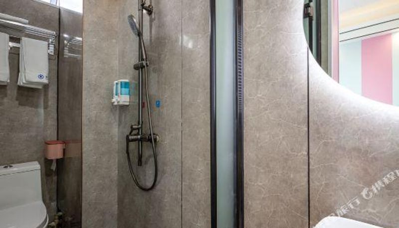 Camera - Tangxing Yuexiang Smart Hotel (Wanda Plaza)