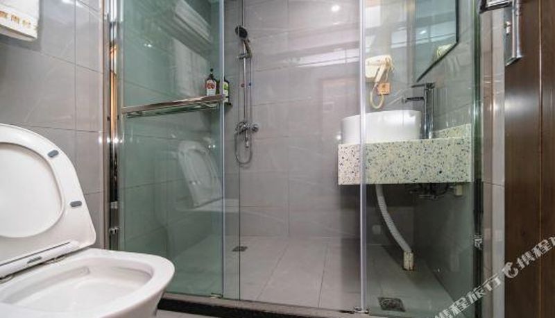 Kamer - Zhenxi Fengshang Hotel (Guiyang Huaxi Park Store)