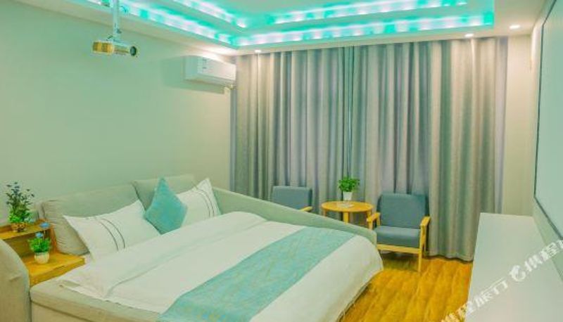 Room - Baoxiangyuan Hostel