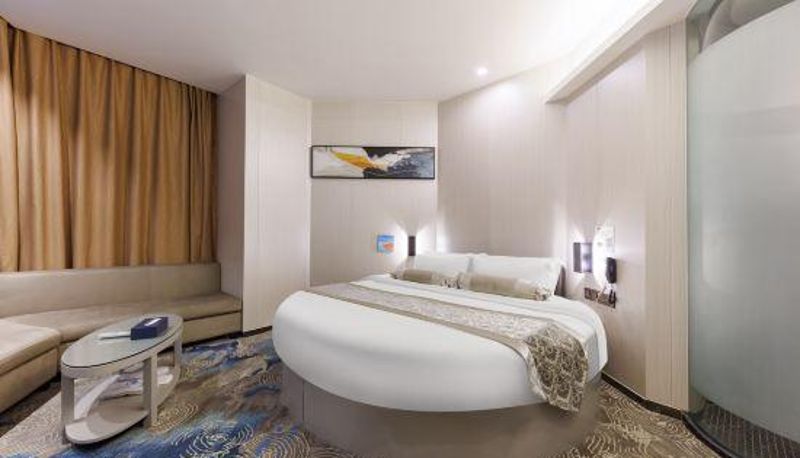 Camera - Guangzhou Jinggang Blue Bay Hotel (Panyu Chimelong Branch)