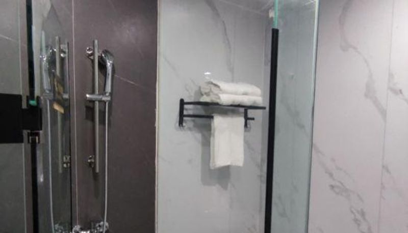Kamer - Guangzhou Prince Hotel (Rongchuang Cultural Tourism Leather City Shop)