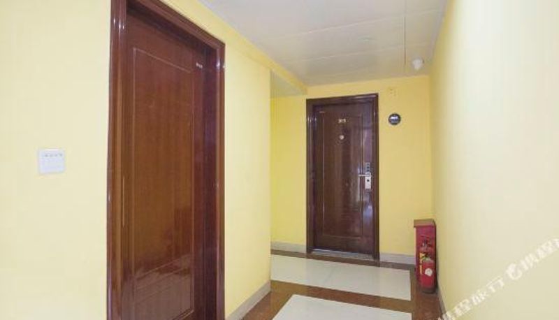 Vista interna - City Home Elevator Apartment