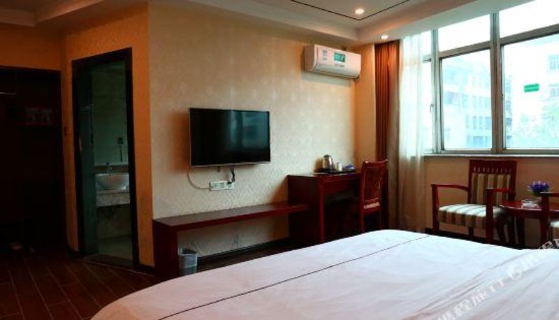 Camera - Bafang Boutique Hotel (Guangzhou Donghui City Wanda Branch)
