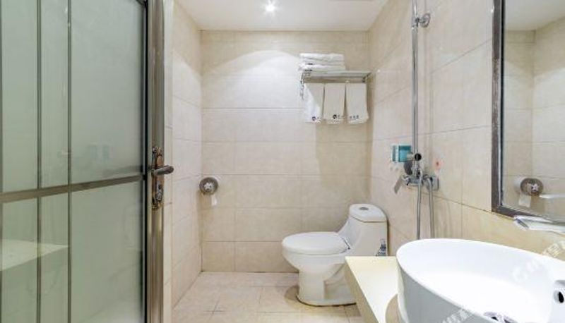 Kamer - Sainan Hotel (Guangzhou Tongde weijulong subway station)