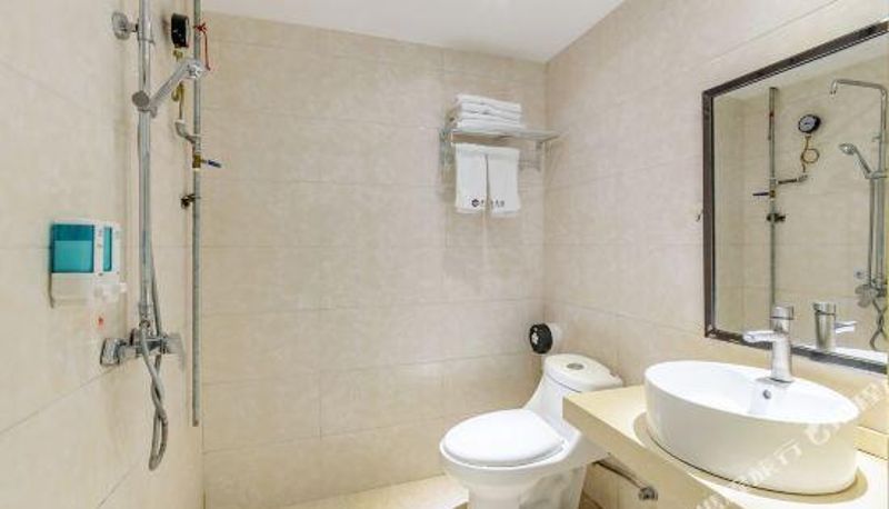Kamer - Sainan Hotel (Guangzhou Tongde weijulong subway station)