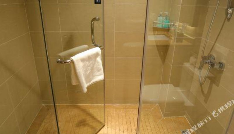 Kamer - Chengshibianjiezhuhaijinwanjichangjilindaxuedian