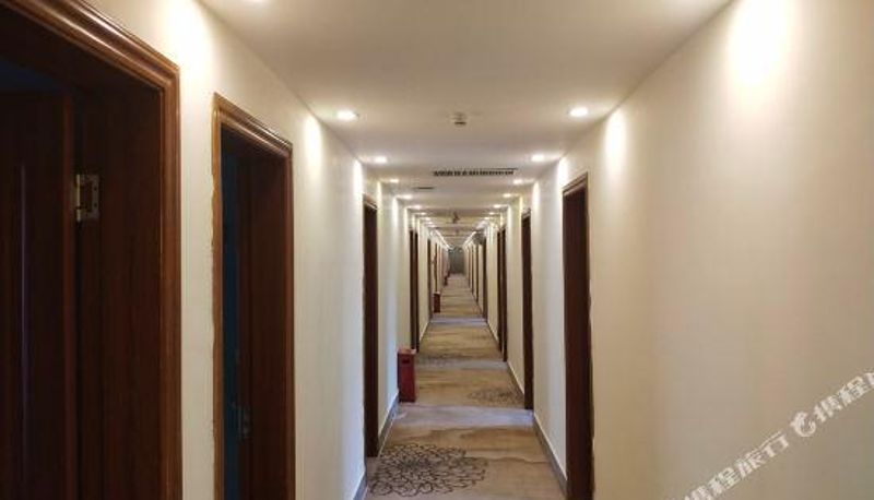 Vista interior - Bolan  Hotel