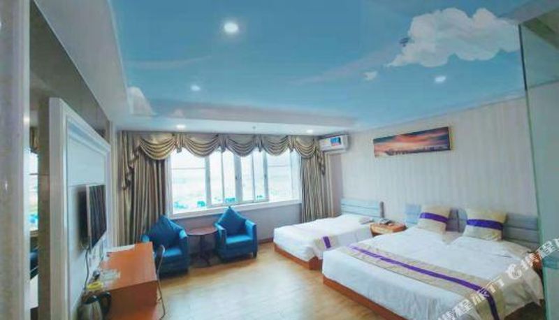 Pokój typu family - Dehong Hotel (Zhuhai Zhufeng Avenue)