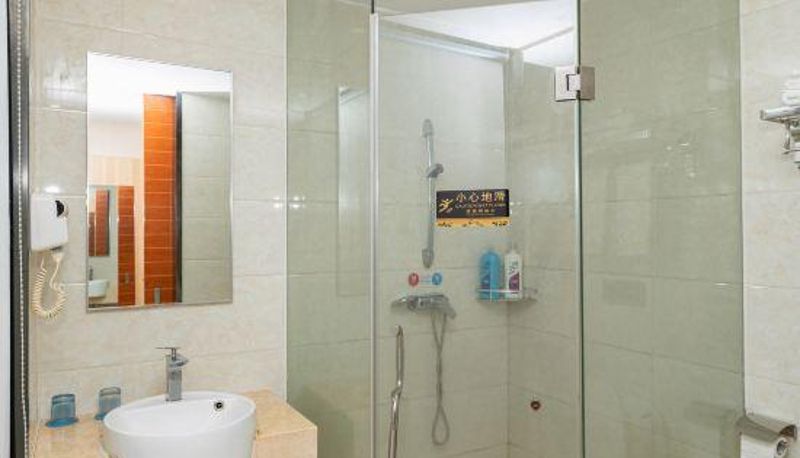 Kamer - 168 Chain Hotel (Shenzhen Songbai Road)