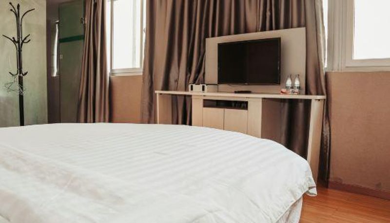 Kamer - Pingwan Business Hotel (Shenzhen Nanlian Metro Station Moortown Branch)
