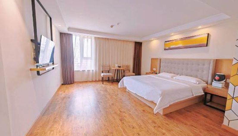 Camera - Villia Hotel(Chengdu West Gate of University of Electronic Science and Technology)
