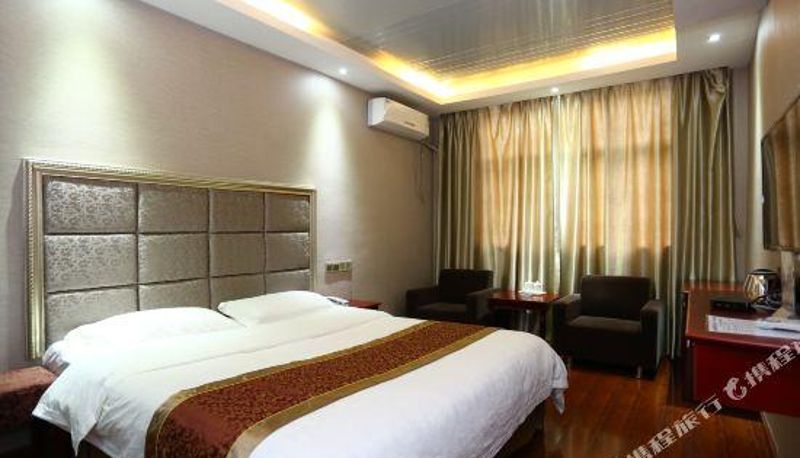 Zimmer - Yikai Business Hotel
