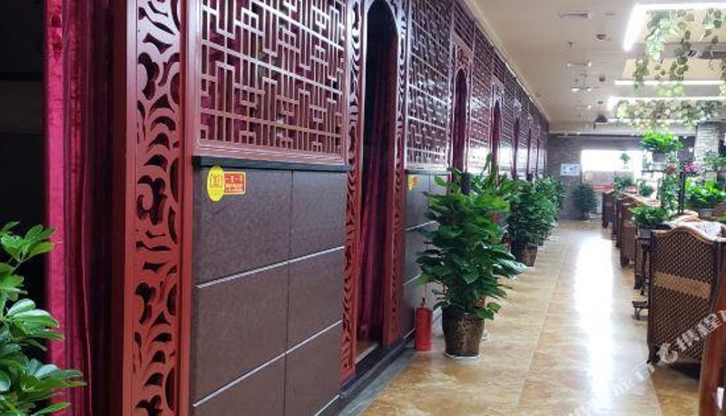 Zona de bienestar y gimnasio - Le Yi Hotel (Mixc store)