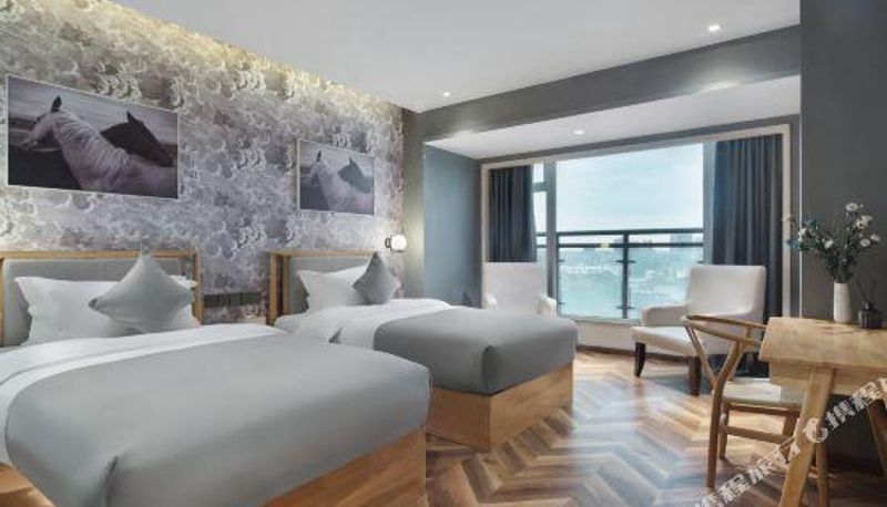 Camera - Chenyue Hotel (Chengdu Guose Tianxiang)