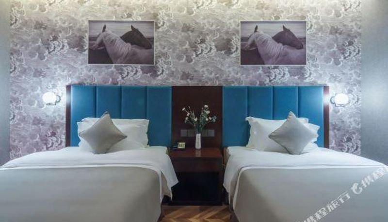 Camera - Chenyue Hotel (Chengdu Guose Tianxiang)