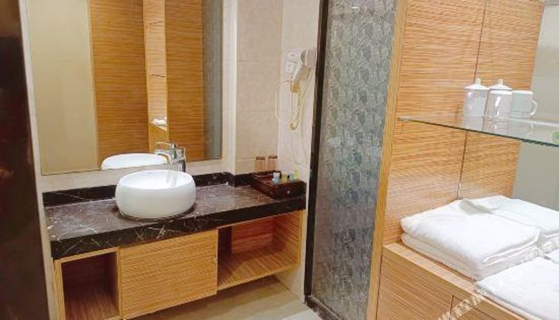 Zimmer - Lingyue Fashion Hotel(Zhoushan Dinghai Yancang)