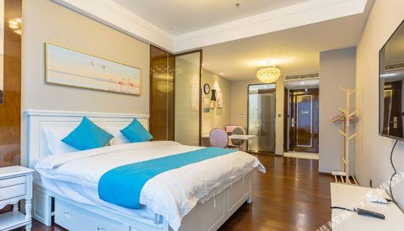 Room with river view - Xingxiangjia Apartment Hotel