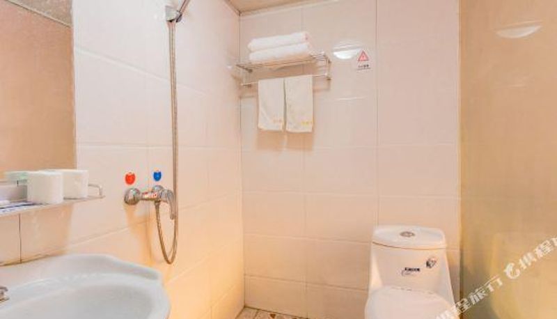 Camera - Jinjiu Hotel