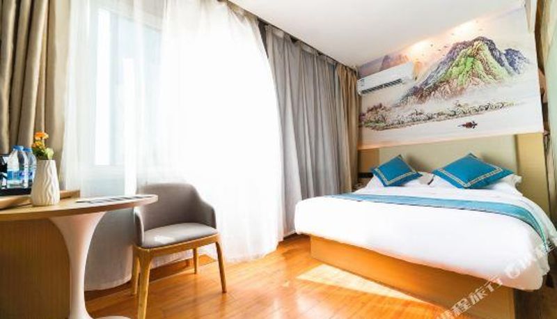 Camera - Booein Hotel (Luzhi Old Town)
