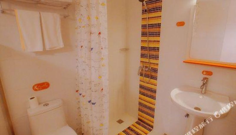 Camera - Pudding Hotel (Suzhou Shi Road Guangji South Road Subway Station)