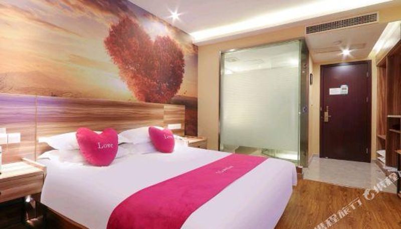 Camera - Suzhou Hometown Business Hotel