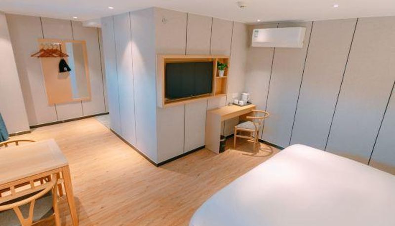 Zimmer - Qingmu Hotel (Nanjing Tianyin Avenue Subway Station Xinting East Road Branch)