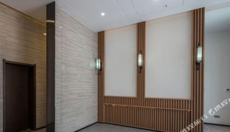 Recepcja - East Tower Hotel